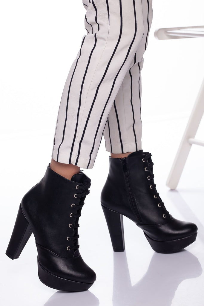 Women's Black Leather Heeled Boots