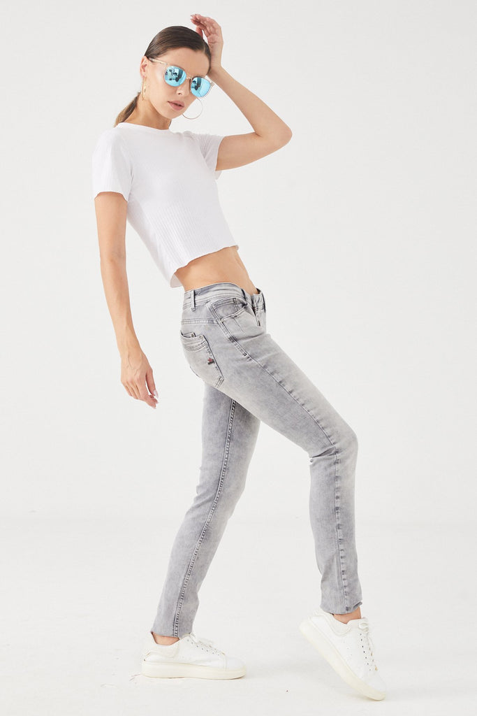 Women's Pocket Skinny Jeans