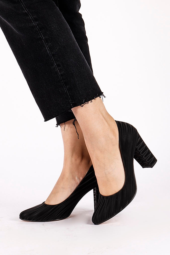 Women's Black Satin Heeled Shoes