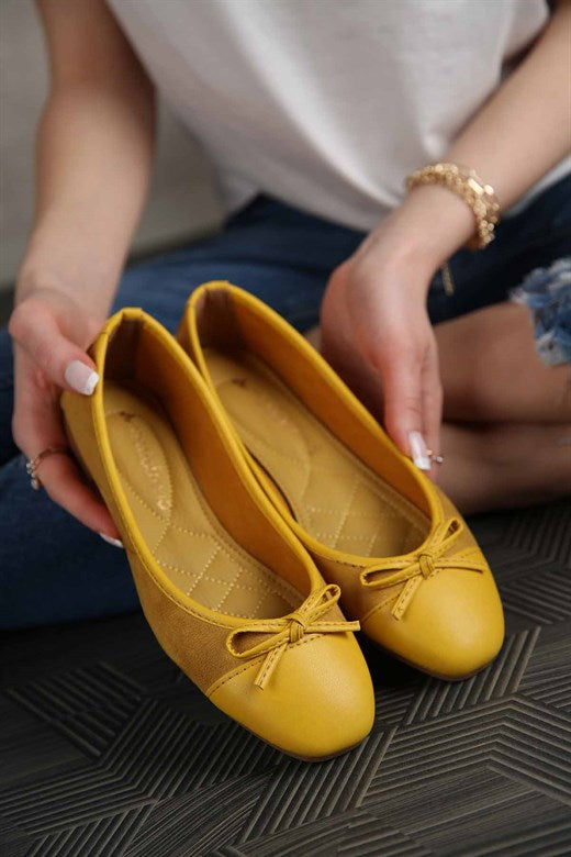 Women's Mustard Flat Shoes