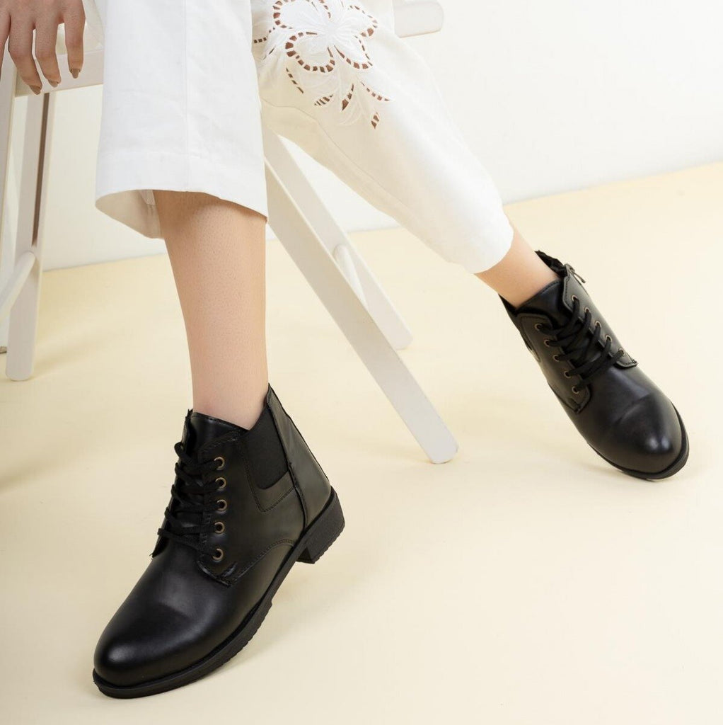 Women's Lace-up Winter Boots