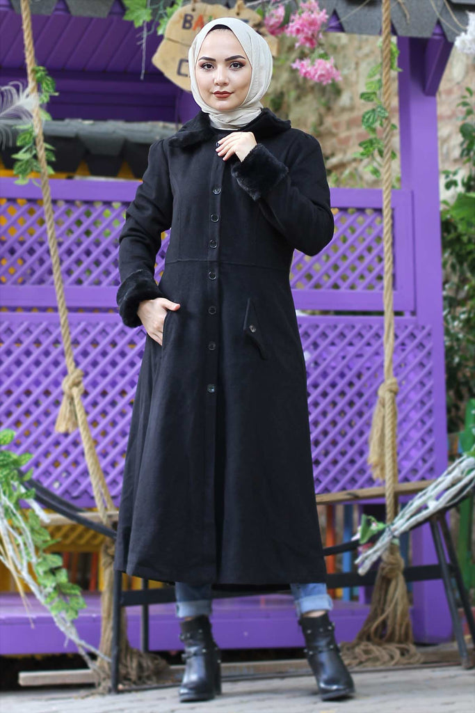Women's Fur Detail Black Cachet Coat